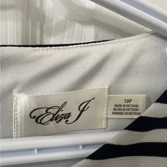 Eliza J Dress - Picture 4 of 4